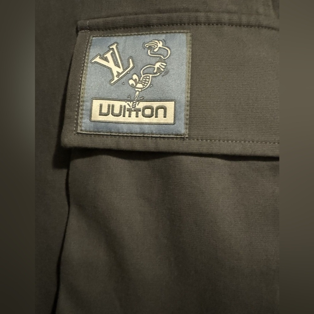EUC Louis Vuitton Relaxed Cargo Pant in Grey - Picture 13 of 17